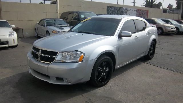 Dodge Avenger 2010 photo 4