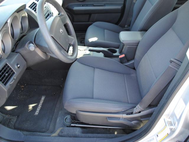 Dodge Avenger 2010 photo 4