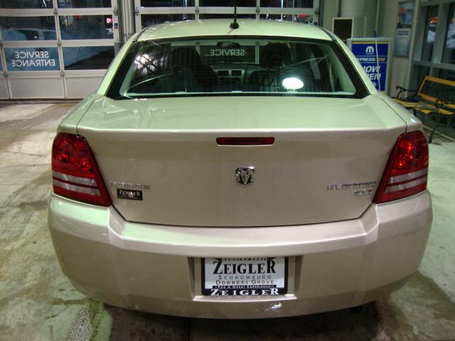 Dodge Avenger 2010 photo 5