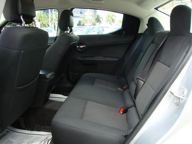 Dodge Avenger 2010 photo 3