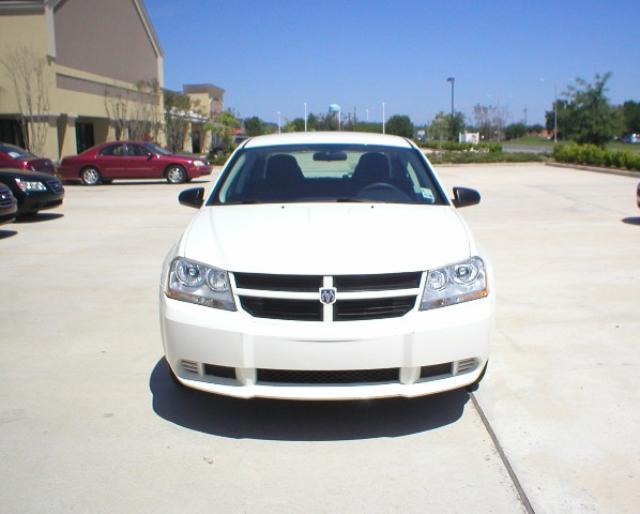 Dodge Avenger 2010 photo 4