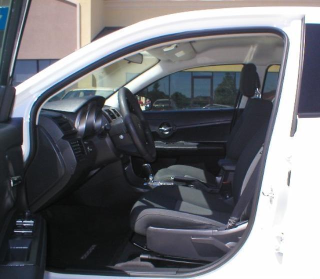 Dodge Avenger 2010 photo 5