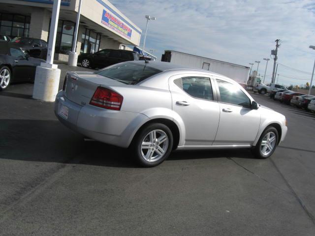 Dodge Avenger 2010 photo 1