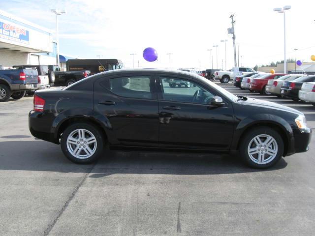 Dodge Avenger 2010 photo 1