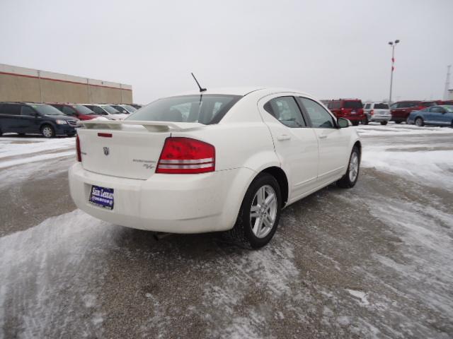 Dodge Avenger 2010 photo 1