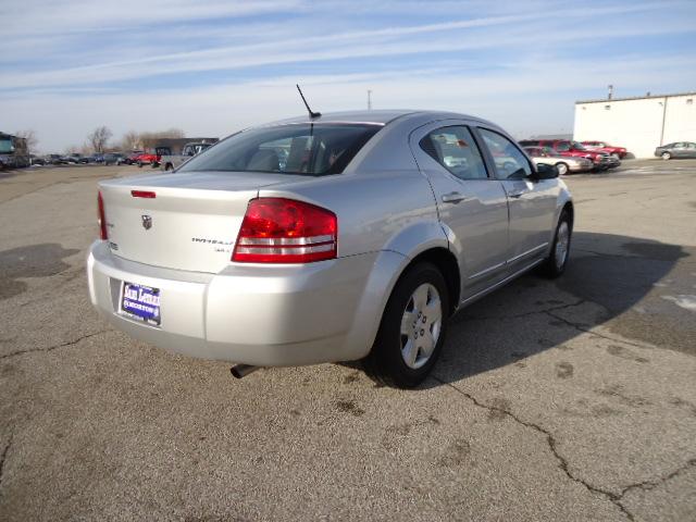 Dodge Avenger 2010 photo 1
