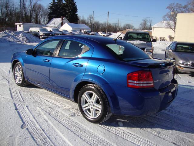 Dodge Avenger 2010 photo 3