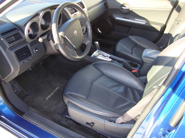 Dodge Avenger 2010 photo 5