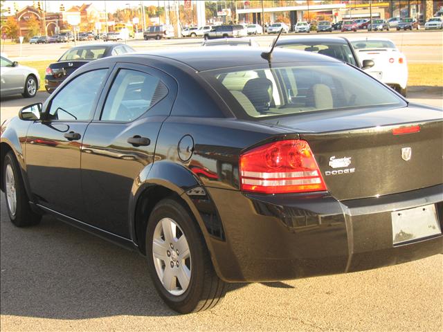 Dodge Avenger 2010 photo 2