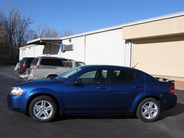 Dodge Avenger 2010 photo 2