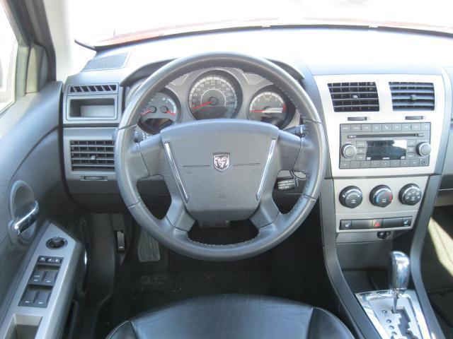Dodge Avenger 2010 photo 2