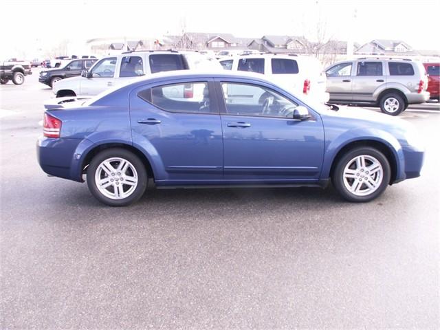 Dodge Avenger 2010 photo 3
