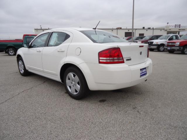 Dodge Avenger 2010 photo 1