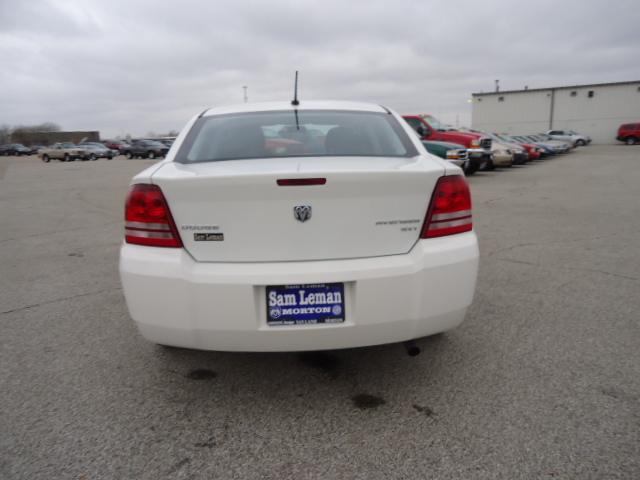 Dodge Avenger 2010 photo 4