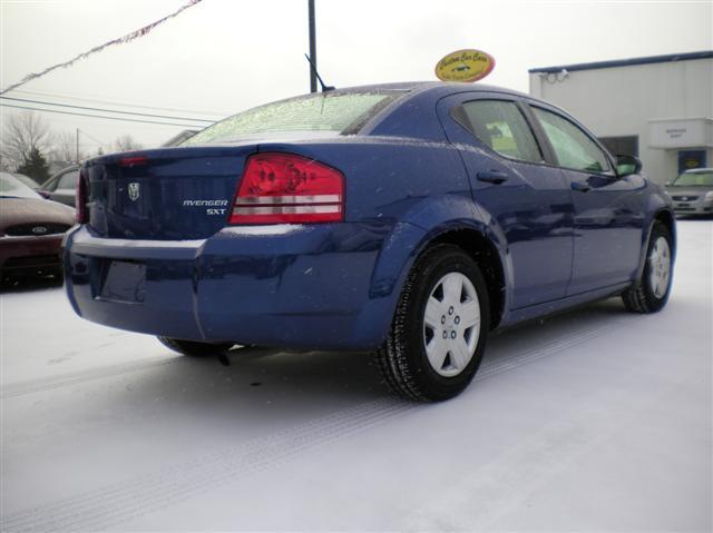 Dodge Avenger 2010 photo 1