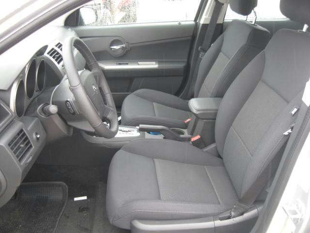 Dodge Avenger 2010 photo 2