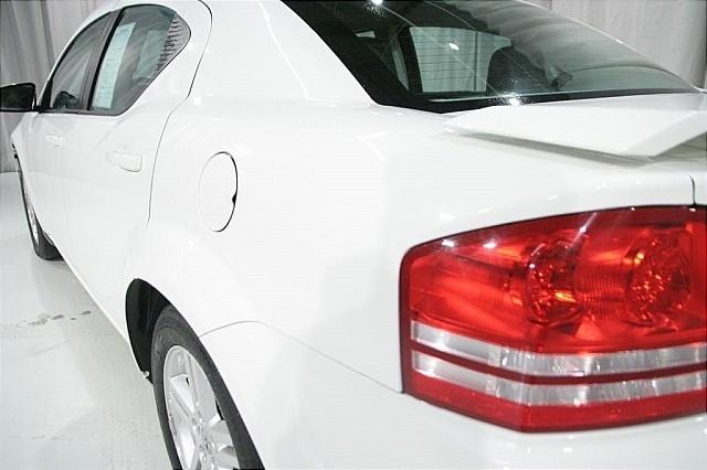Dodge Avenger 2010 photo 5