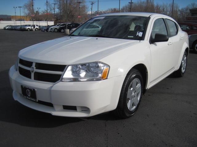 Dodge Avenger 2010 photo 1