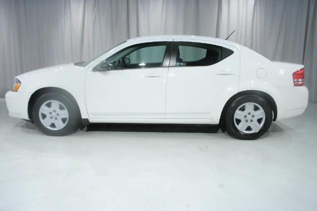 Dodge Avenger 2010 photo 3