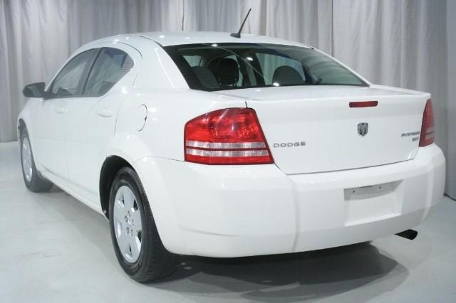 Dodge Avenger 2010 photo 4