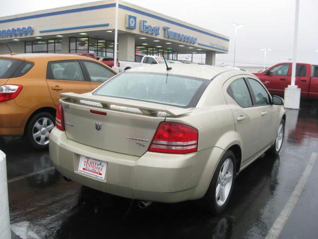 Dodge Avenger 2010 photo 2
