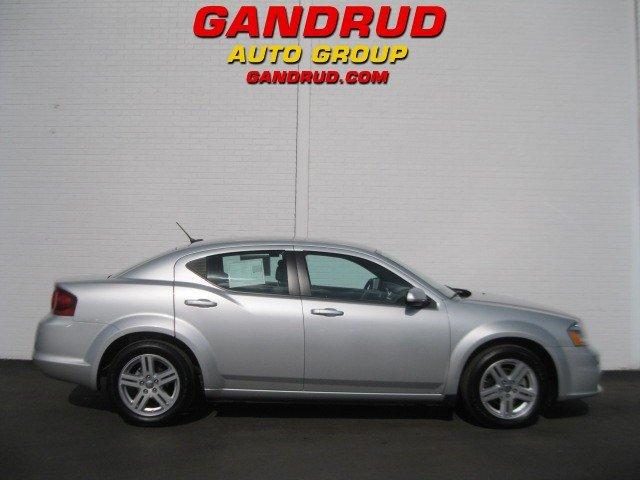 Dodge Avenger 2011 photo 1