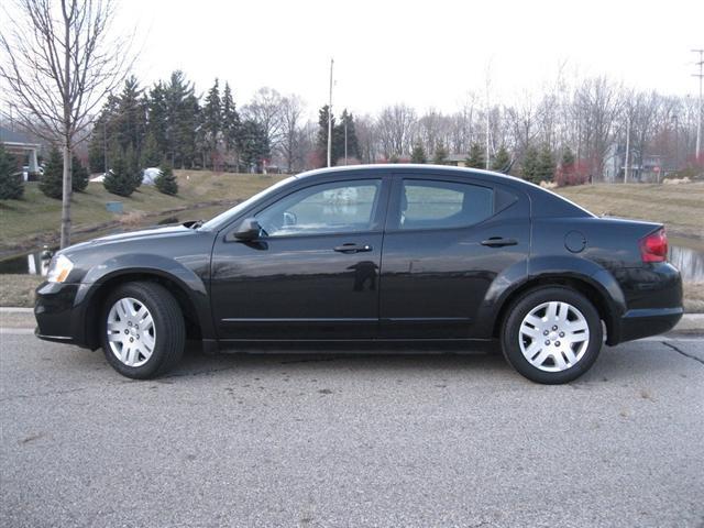Dodge Avenger 2011 photo 1