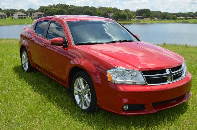 Dodge Avenger 2011 photo 3