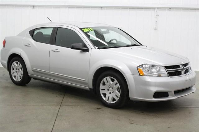 Dodge Avenger 2011 photo 2