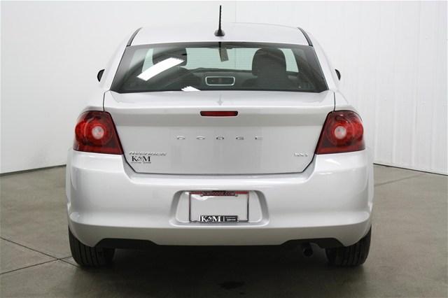 Dodge Avenger 2012 photo 3