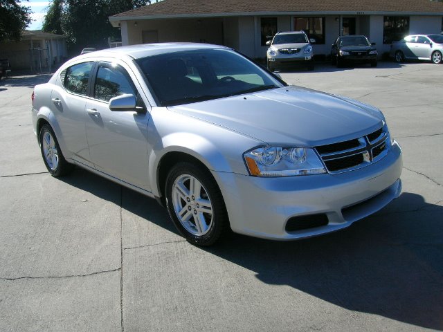 Dodge Avenger 2012 photo 2
