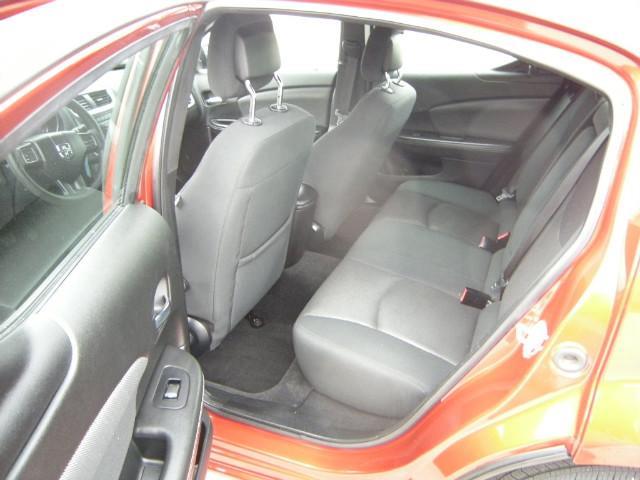 Dodge Avenger 2012 photo 2