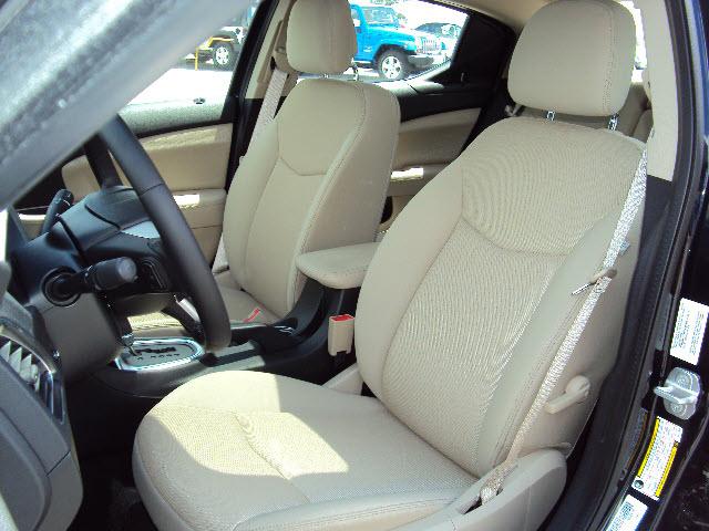 Dodge Avenger 2012 photo 3