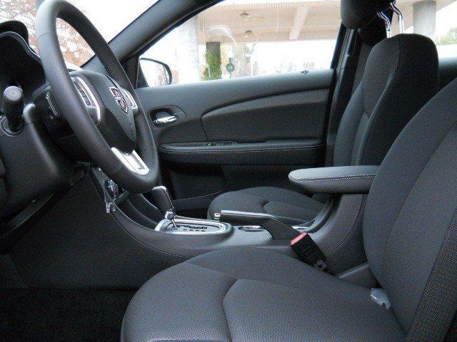 Dodge Avenger 2012 photo 2