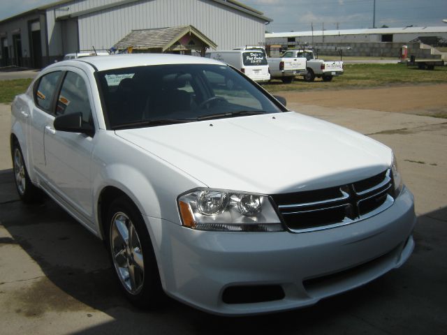 Dodge Avenger 2012 photo 2