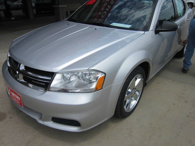 Dodge Avenger Base Sedan