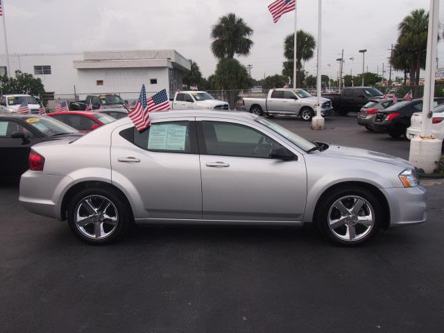 Dodge Avenger 2012 photo 1