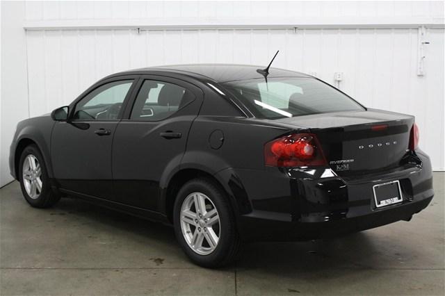 Dodge Avenger 2012 photo 2