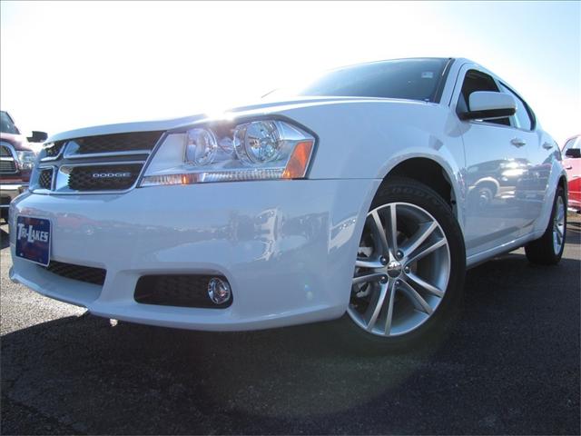 Dodge Avenger XS LL Bean Sedan