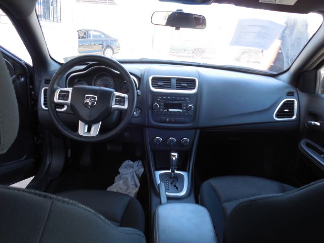 Dodge Avenger 2012 photo 3