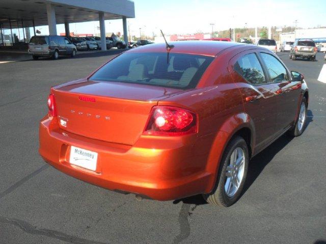 Dodge Avenger 2012 photo 2