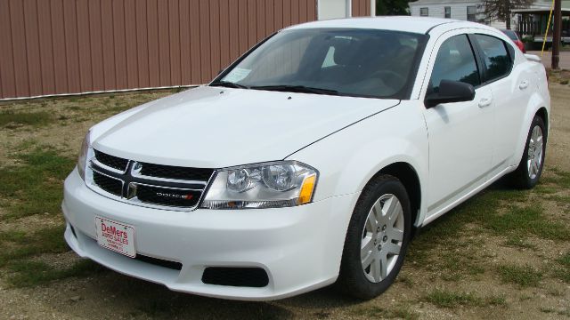 Dodge Avenger Base Sedan