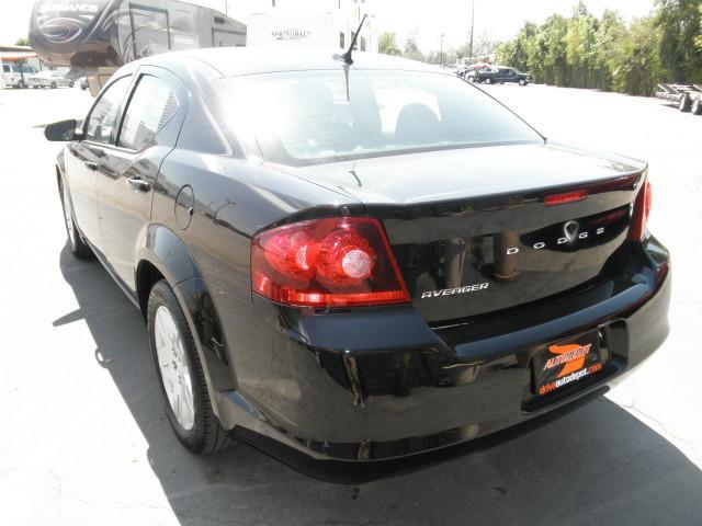 Dodge Avenger 2012 photo 1