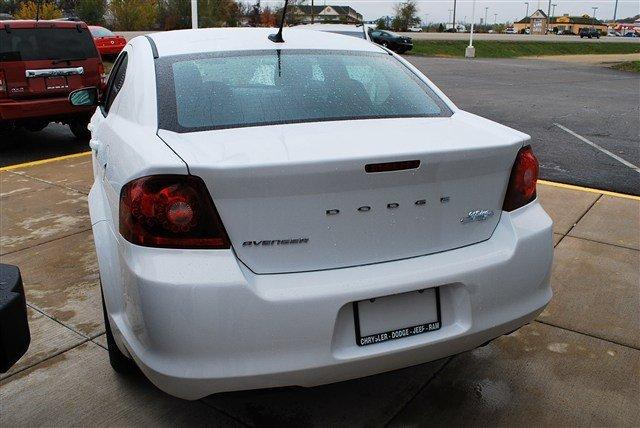 Dodge Avenger 2012 photo 1