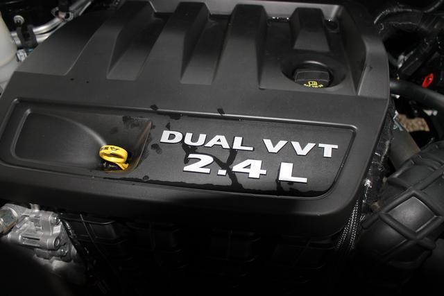 Dodge Avenger 2012 photo 11