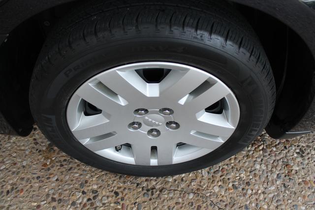 Dodge Avenger 2012 photo 18