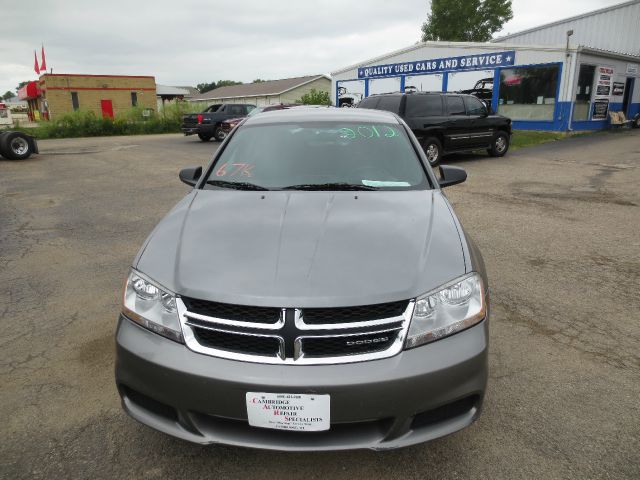 Dodge Avenger Base Sedan