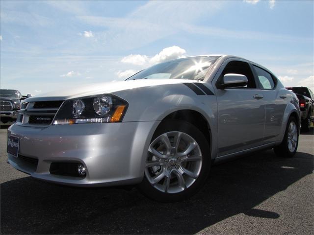 Dodge Avenger 9E STN LTHR TRM CPT CHR Sedan