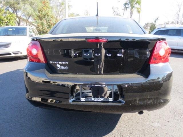 Dodge Avenger 2013 photo 1