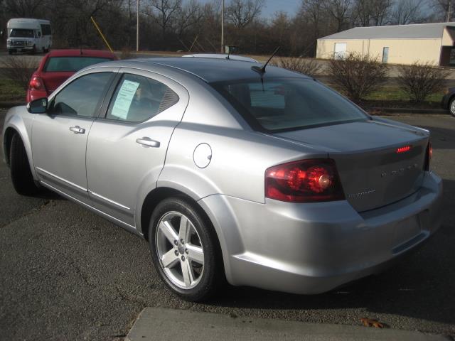 Dodge Avenger 2013 photo 4